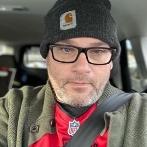 Meet your Posher, Russell